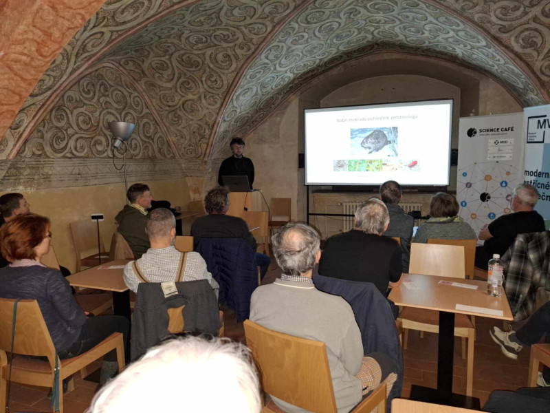 Science Café zahájilo další semestr přednáškou o bobrech