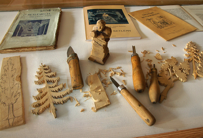 Nástroje řezbáře